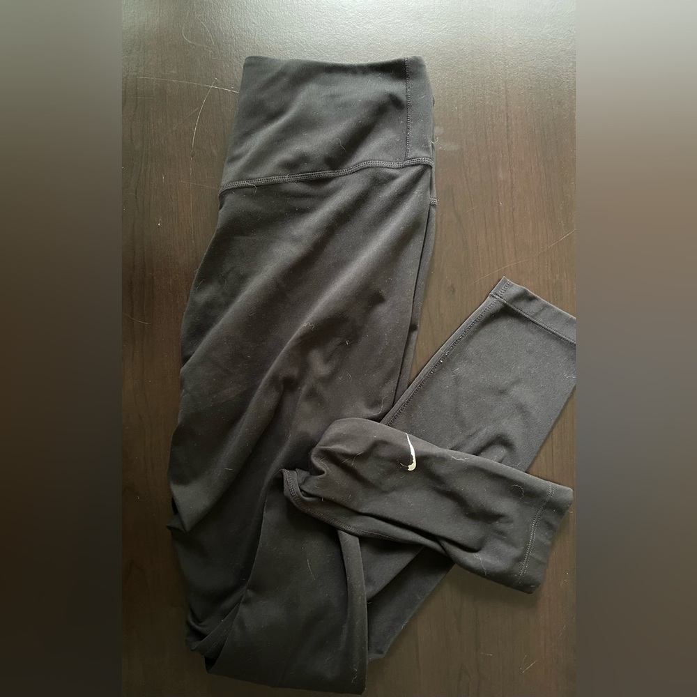 Medium Women’s Nike Leggings